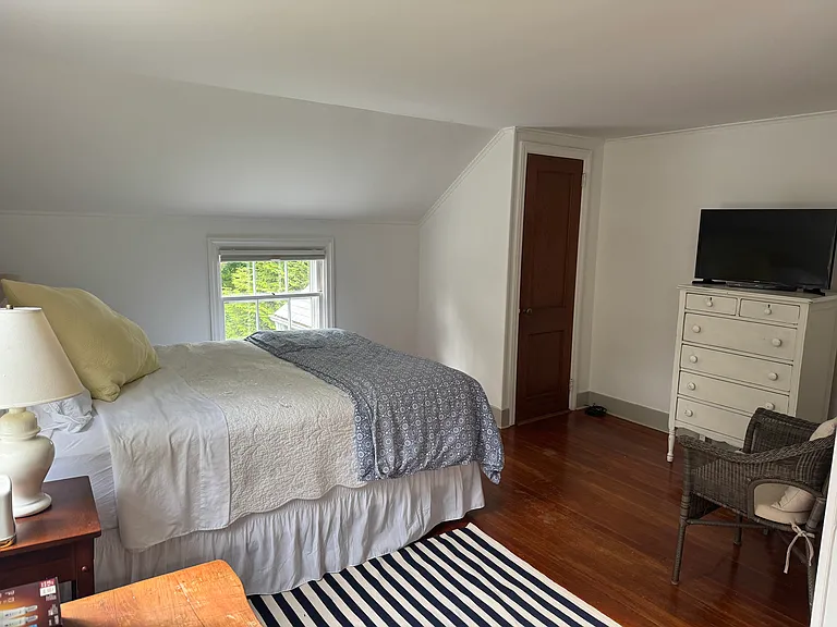 21 Elm St — Photo 12