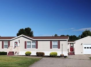 8 Revolution Dr, Dover, NH 03820