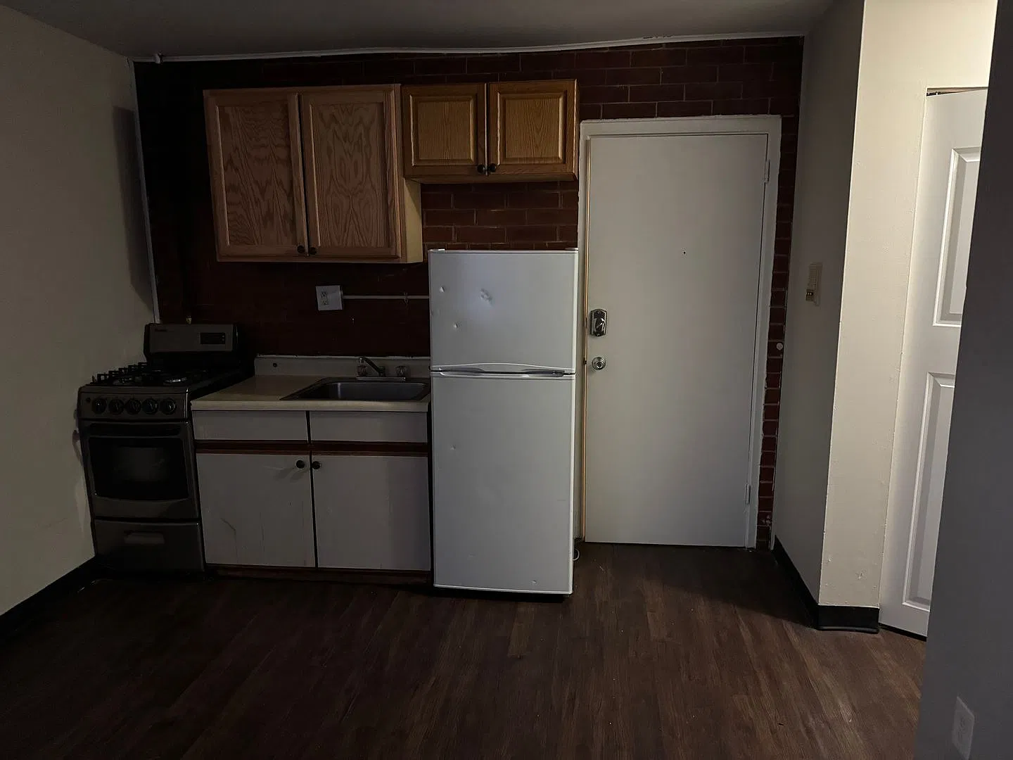 1293 Neil Ave. apartment units for lease — Photo 2