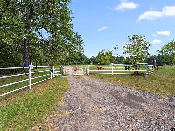 3rd image of 1081 County Road 3875