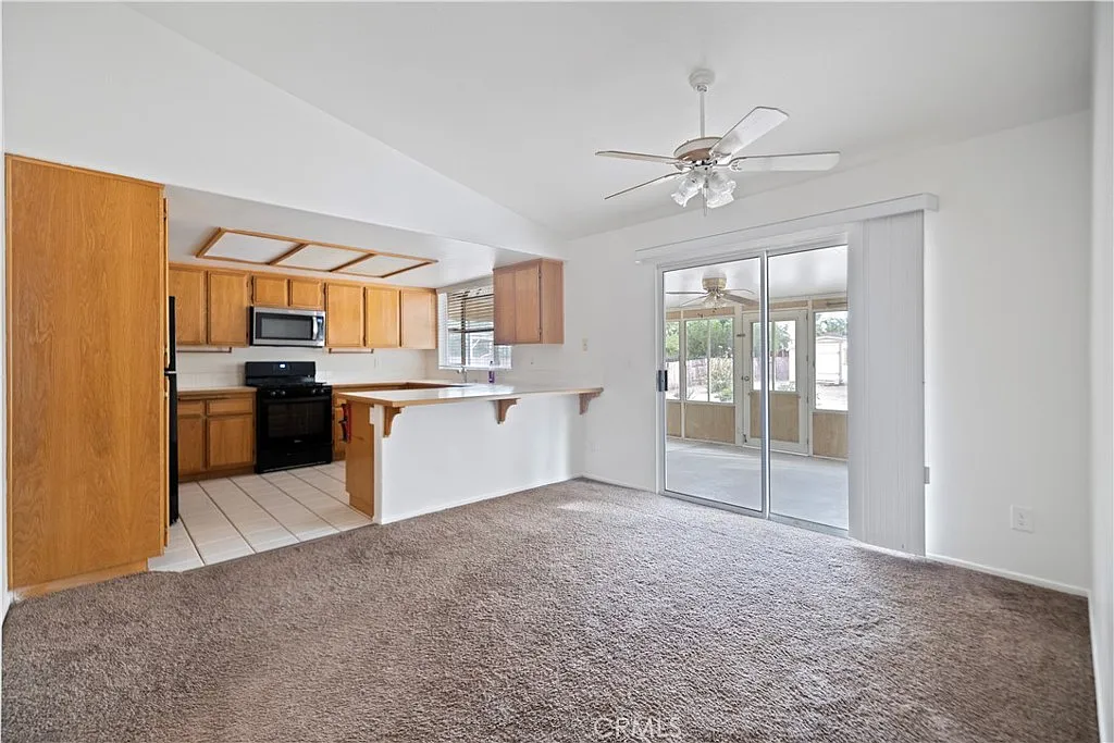 3 bed, 1712 sqft, $2,500 — Photo 4