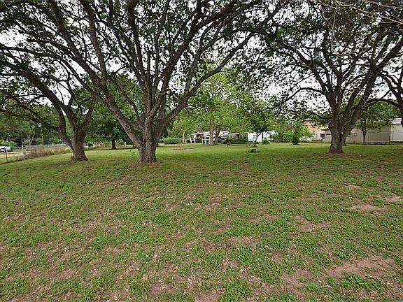 3rd image of 2694 Lazy River Dr