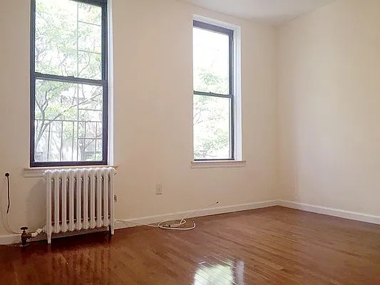 Rented by AJ Clarke | media 12