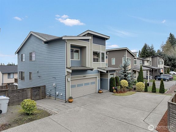 2nd image of 15817 SE 252nd Place