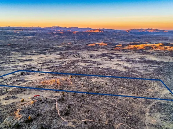 199 Buffalo Commons Rd, Wheatland, WY 82201