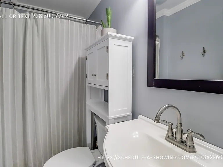 7201 Bienville Dr — Photo 17