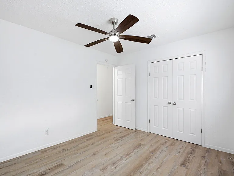 19407 Enchantford Ct — Photo 33