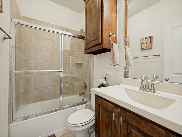 415 Dry Canyon Dr — Photo 17