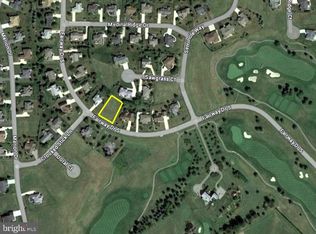 7165 Fairway Dr S, Fayetteville, PA 17222
