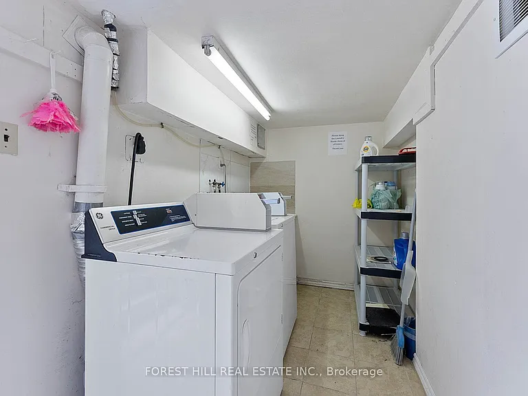 36 Arnold Cres #UPPER — Photo 31