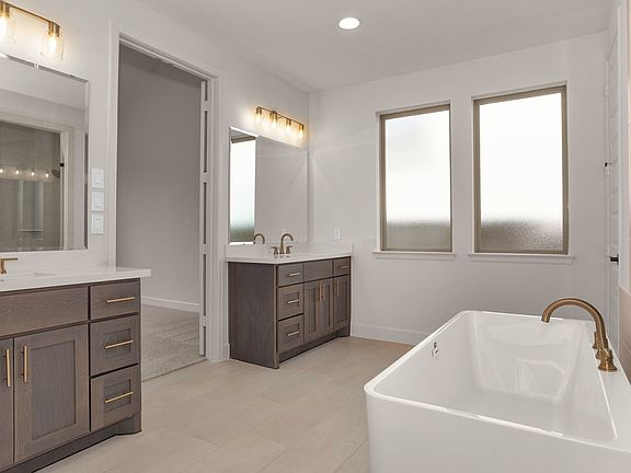 5th image of 19010 Autumn Hazelnut Ln