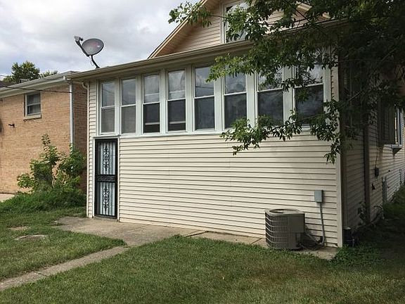 4th image of 3822 Warren Ave