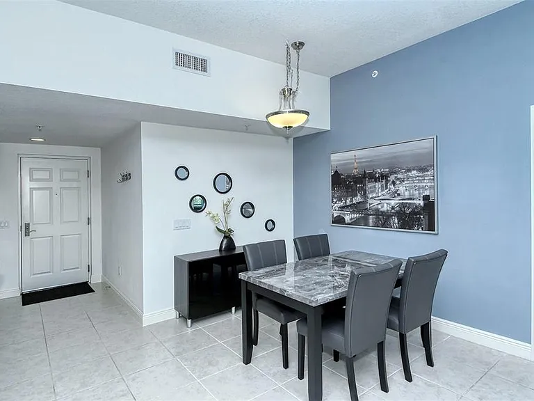 800 N Tamiami Trl #203 — Photo 14