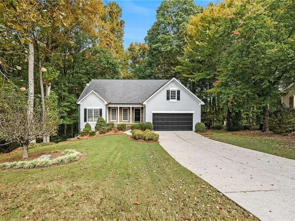 6530 Ivey Wood Ct, Cumming, GA 30040