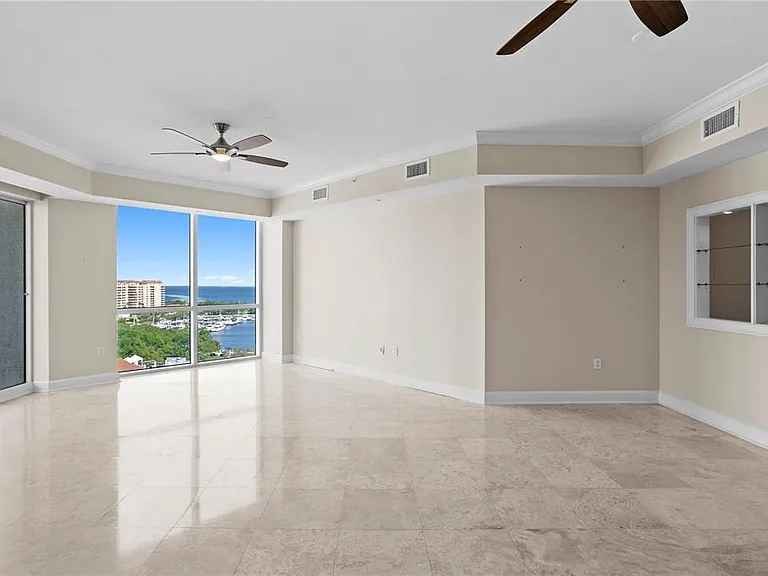 300 Beach Dr NE #1201 — Photo 5