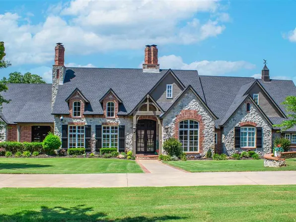 3918 W Deer Crossing Dr, Stillwater, OK 74074