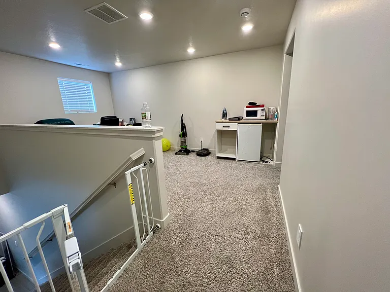 N Damper Dr — Photo 2