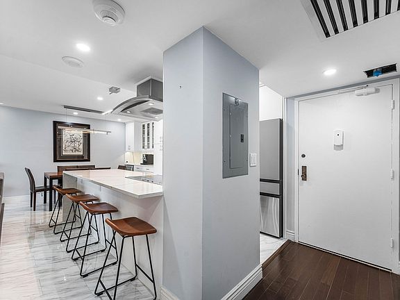 3rd image of 2121 N Ocean Boulevard #1704e