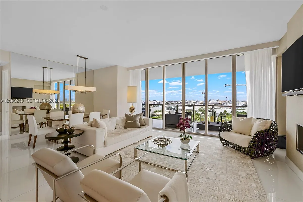 Building Photo - 9701 Collins Ave #805S