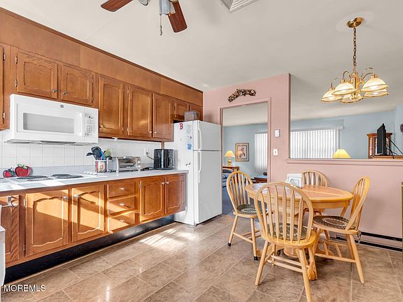 5th image of 511B Portsmouth Drive
