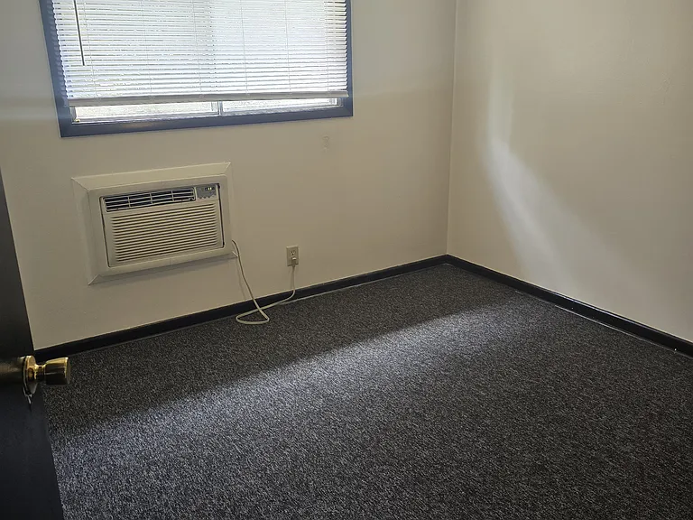 6537 7th Ave #8 — Photo 9