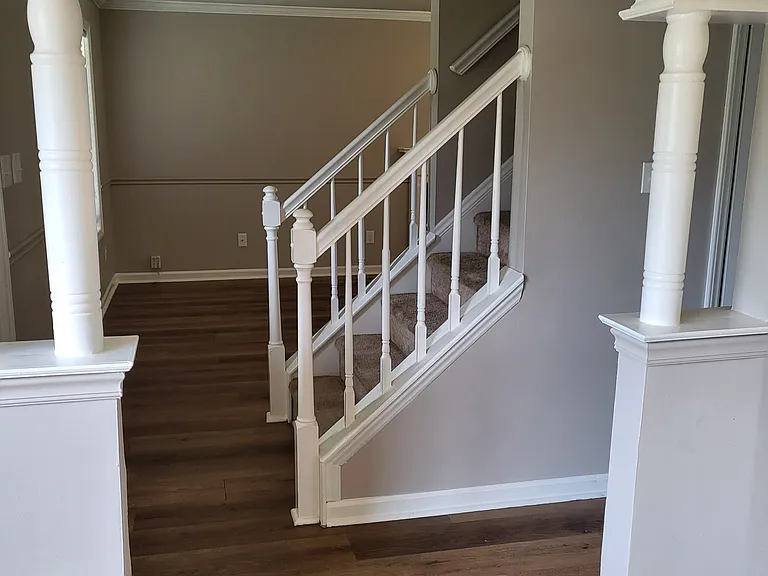 5645 Lighthall Ln — Photo 11