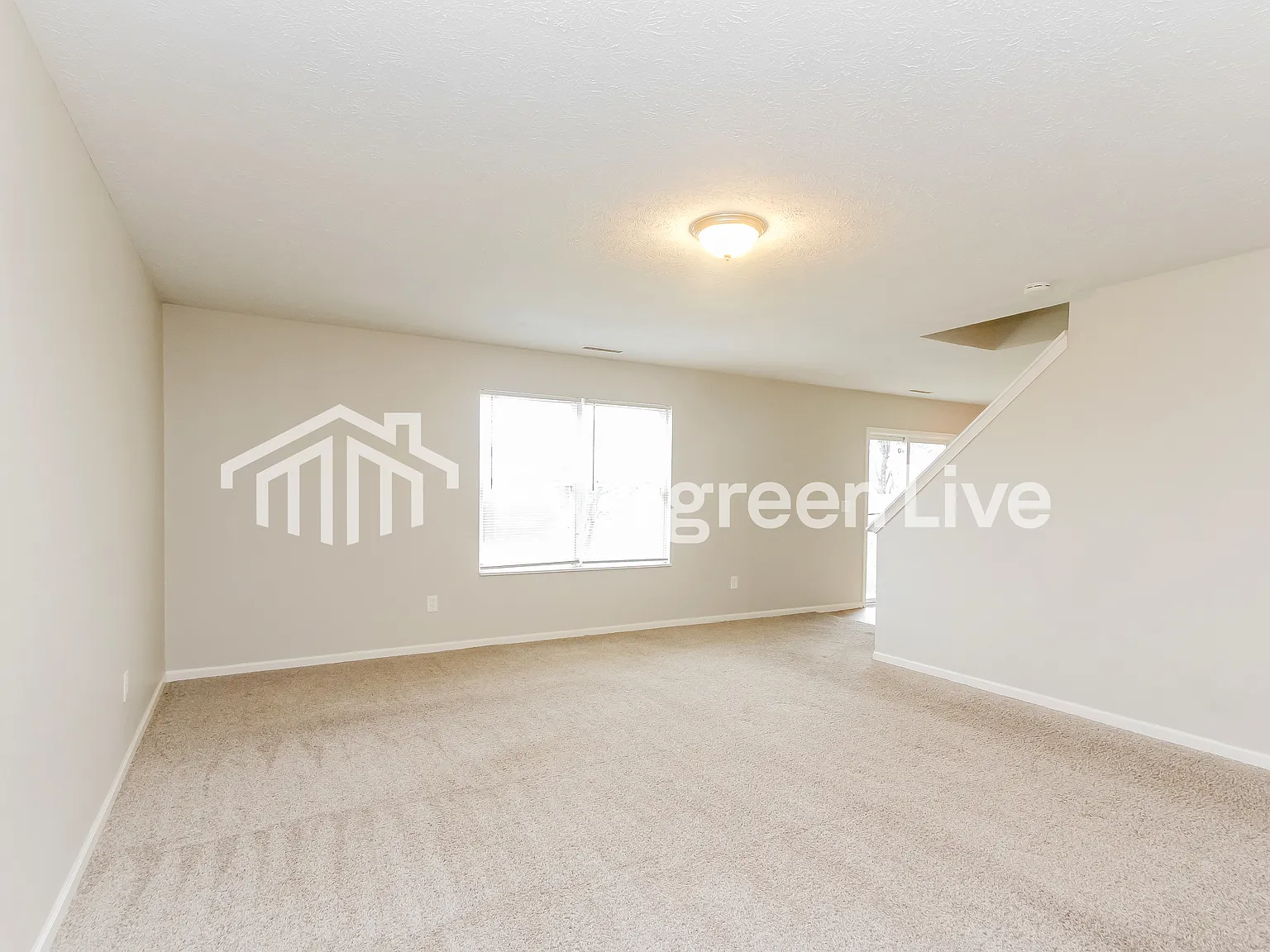 4 bed, 3.5 bath, 2544 sqft, $2,245 — Photo 3