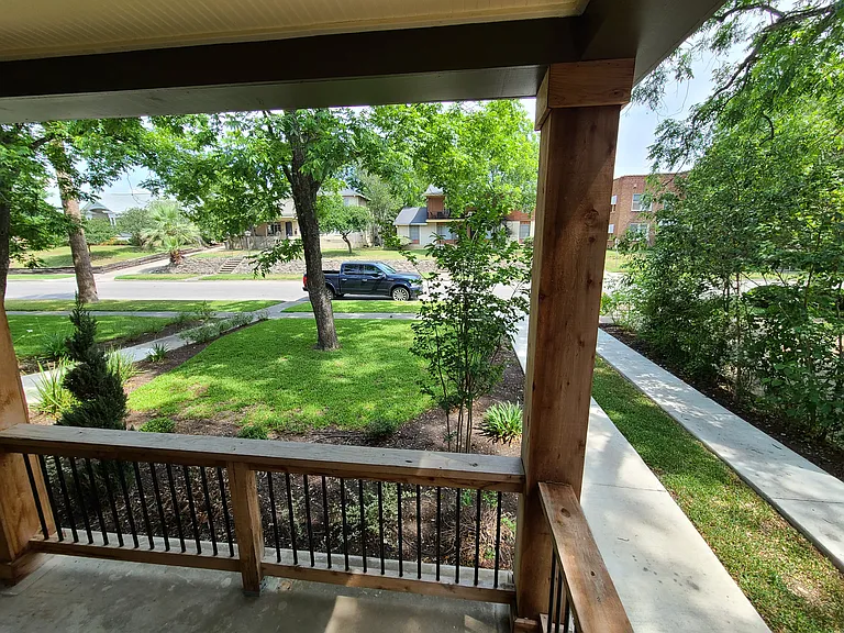 128 Katherine Ct #2 — Photo 7