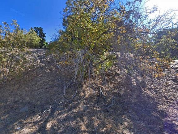 3rd image of 3640 Richardson Dr