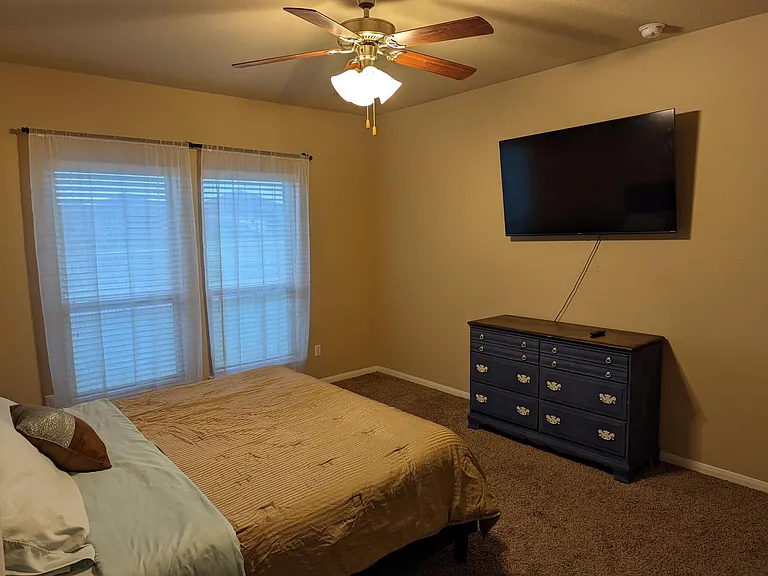 5715 Drury Ln — Photo 22