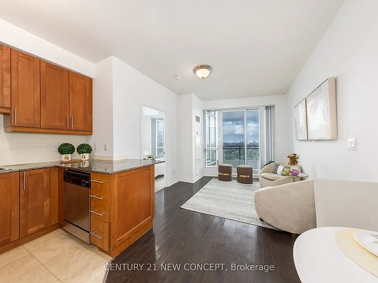 18 Holmes Ave #1812 — Photo 8
