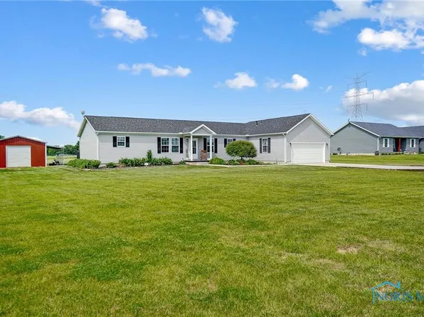 16682 King Rd, Bowling Green, OH 43402