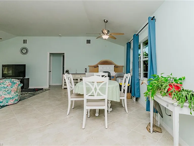 11693 Oakland Dr — Photo 14