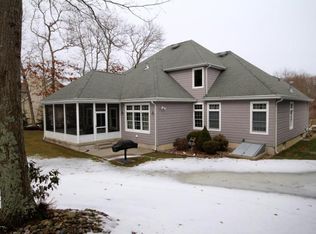 7 Country Woods Ln, Pine Beach, NJ 08741