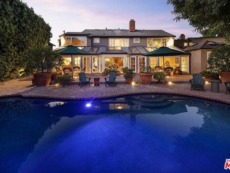 10030 Toluca Lake Ave — Photo 37