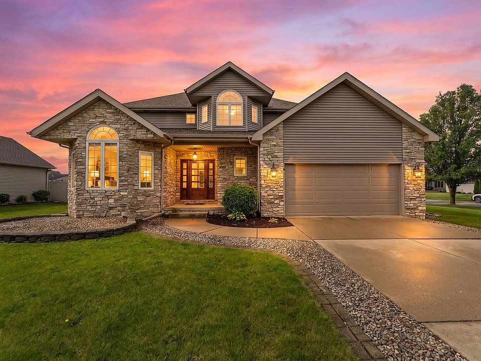 1st image of 301 E 125th Ave