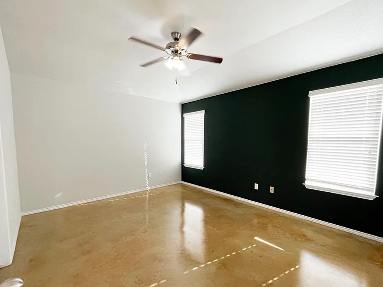 4402 Texas Rangers Dr — Photo 4