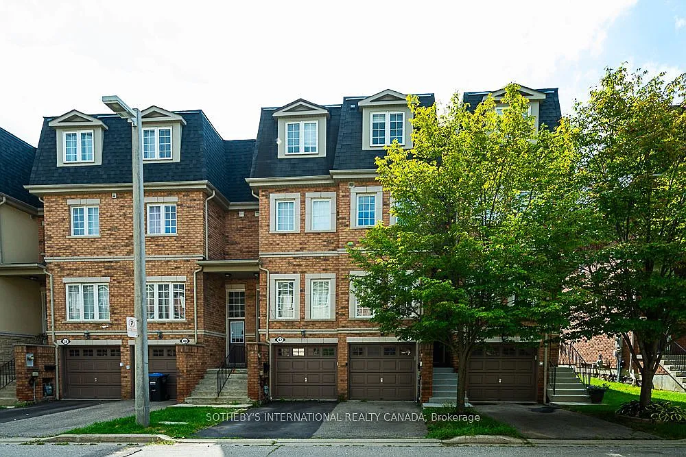 4 bed, $3,400 — Photo 1