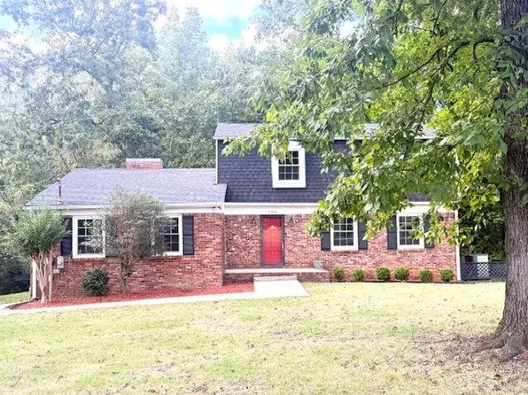 706 Pickwick St, Sheffield, AL 35660