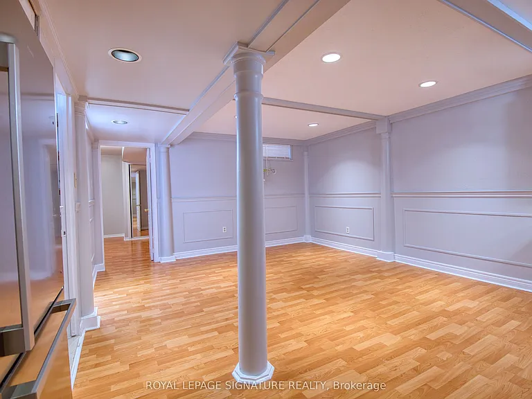 7299 Sandhurst Dr #BASEMENT — Photo 2