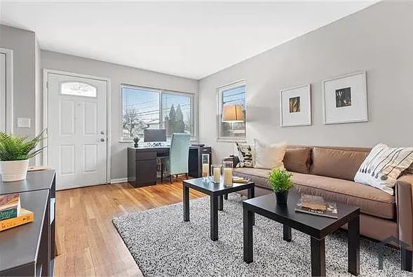 2 bed, $1,050 — Photo 1