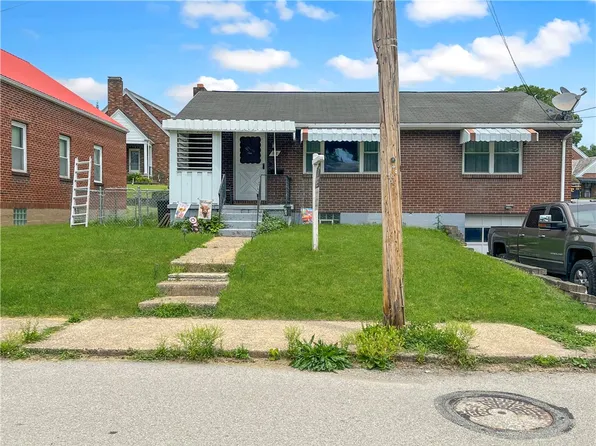 102 Johnston Rd, Bentleyville, PA 15314