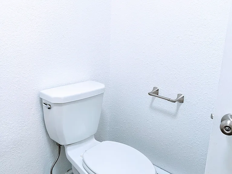 Aspen St — Photo 15