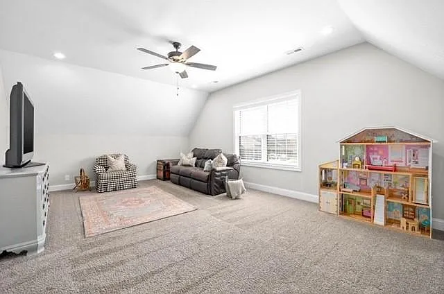 1543 Amblewood Way — Photo 37