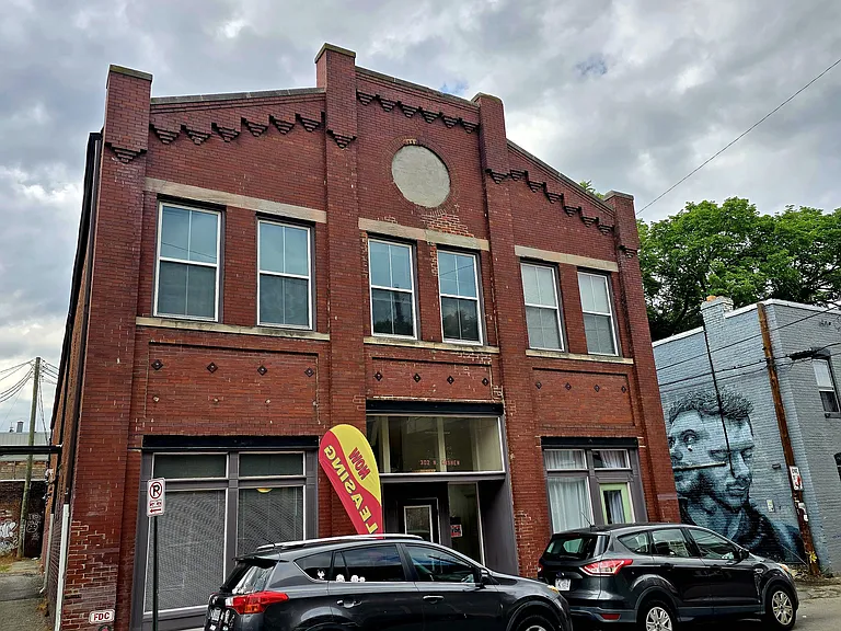 302 Goshen St #102 — Photo 6