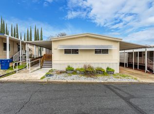 448 Red Cedar Dr, Redding, CA 96003