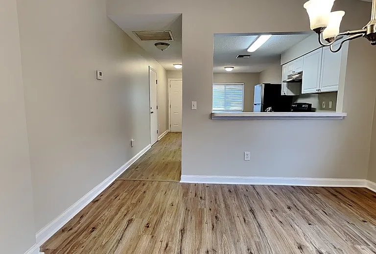 530 Scarlet Maple Ct — Photo 7