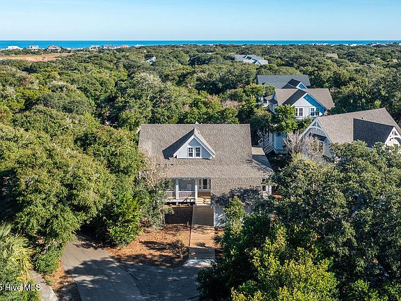 3rd image of 536 Chicamacomico Way