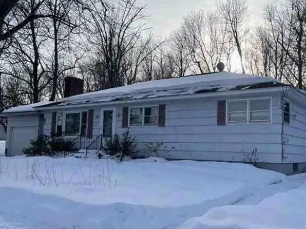306 Chester St, Fitchburg, MA 01420