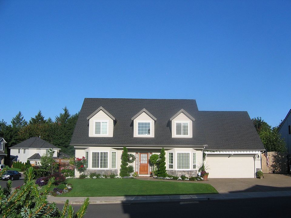 15845 SE Summit Rock Way 2car gar, 3 park with RV Gate!